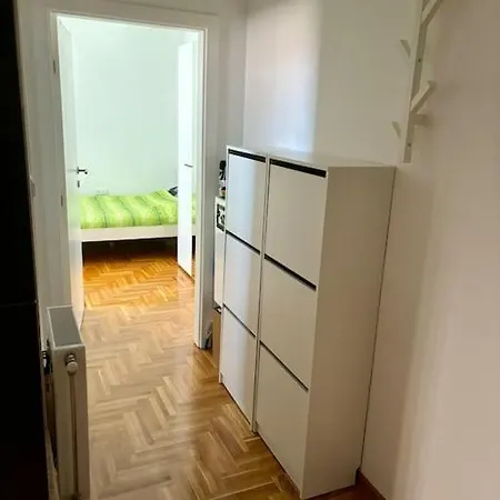 Cozy Corner Apartment Belgrade